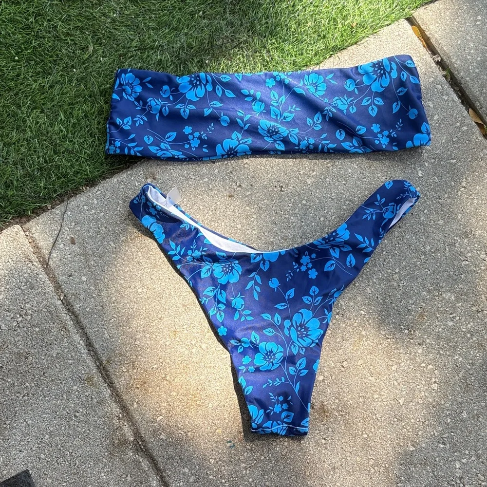 Blue Floral Bikini Set - Bandeau Top & High-Cut Bottoms - Picture 1 of 4